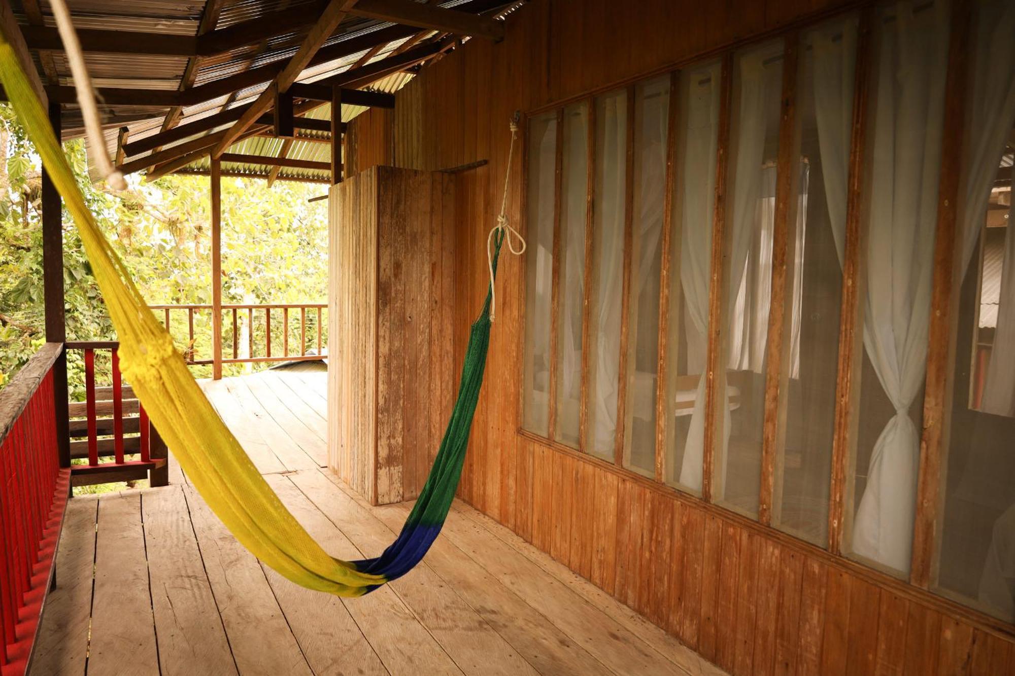 La Ceiba, Amazonas Hotel Leticia Kültér fotó