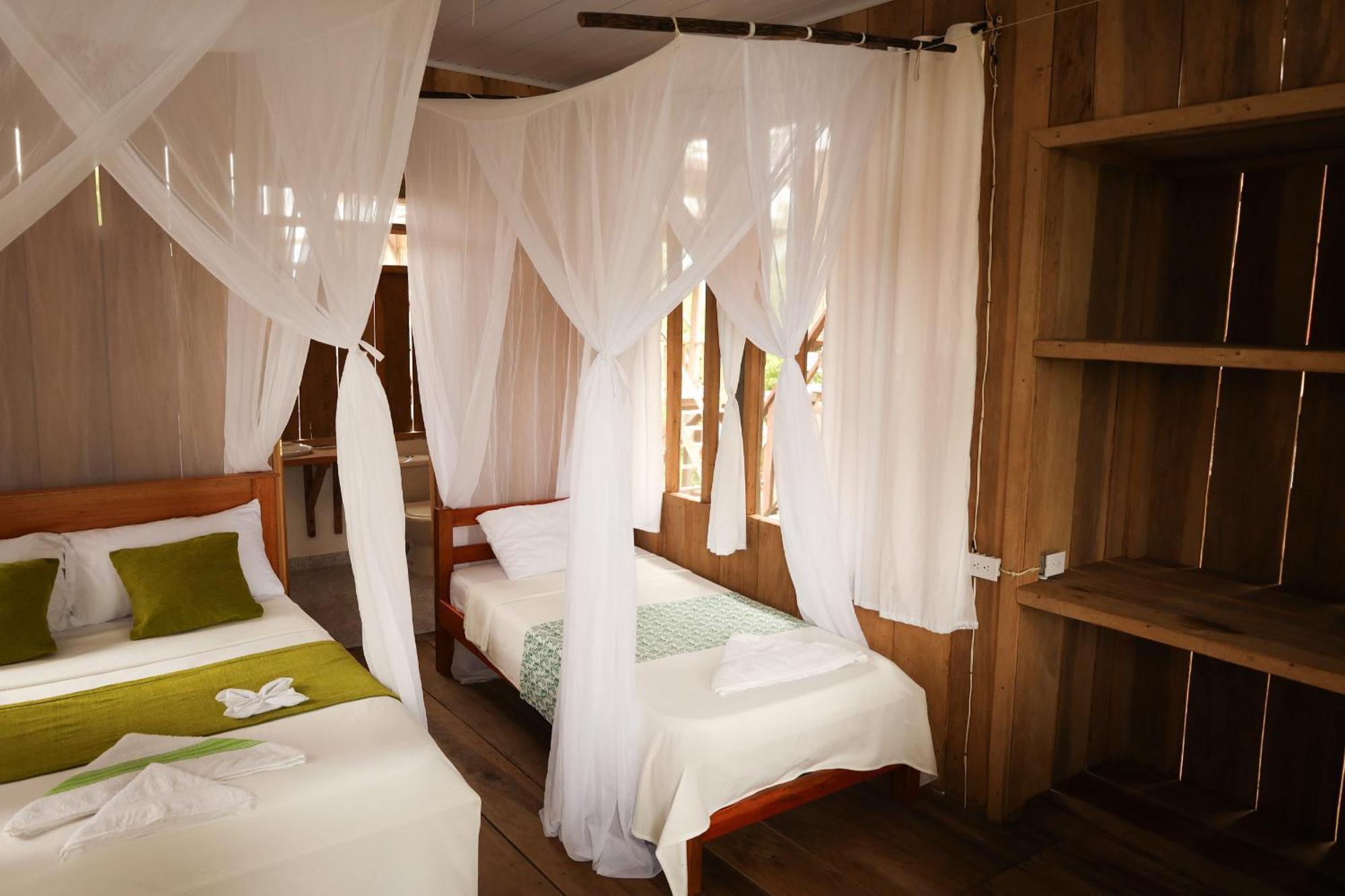 La Ceiba, Amazonas Hotel Leticia Kültér fotó