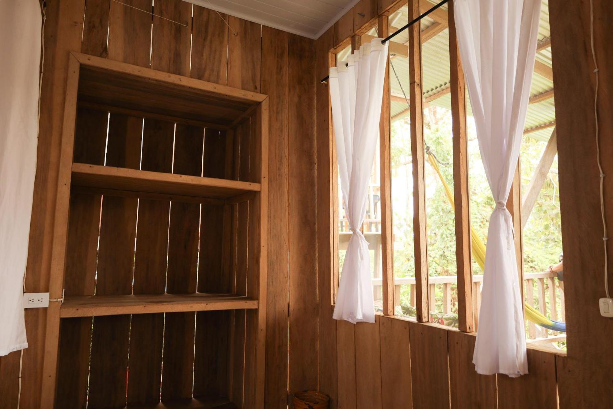 La Ceiba, Amazonas Hotel Leticia Kültér fotó