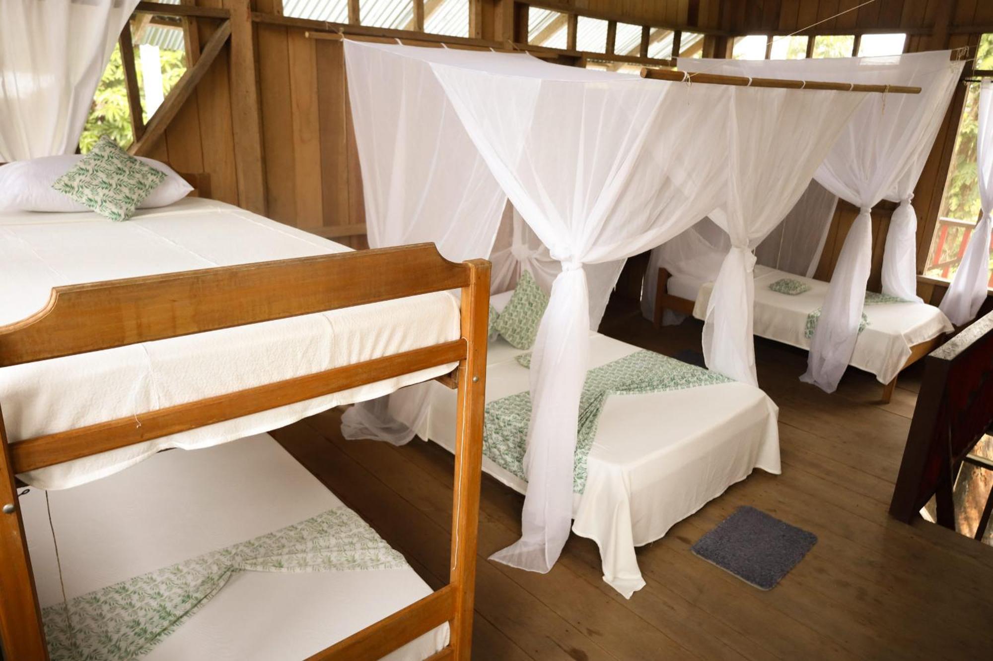 La Ceiba, Amazonas Hotel Leticia Kültér fotó